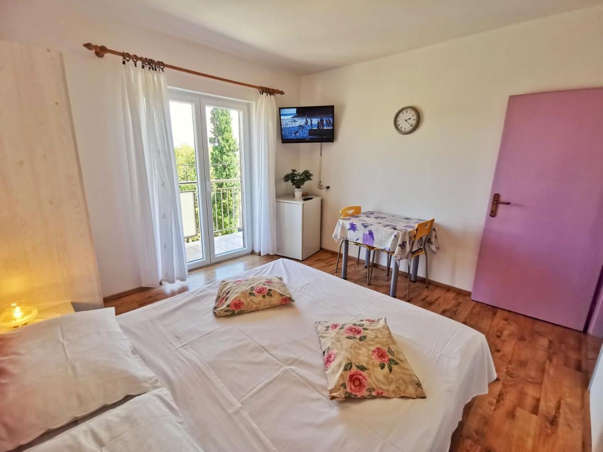 נזרין Apartments Sokolic מראה חיצוני תמונה
