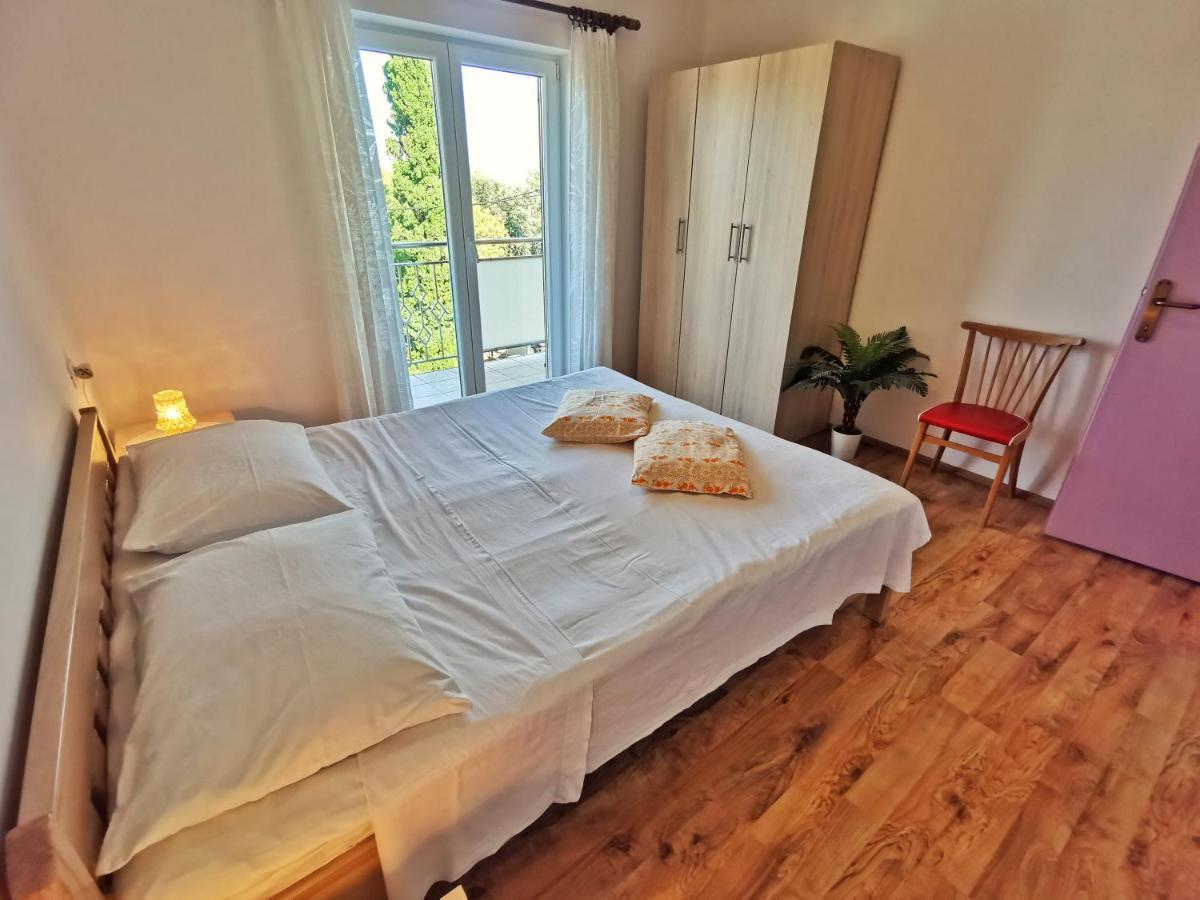 נזרין Apartments Sokolic מראה חיצוני תמונה