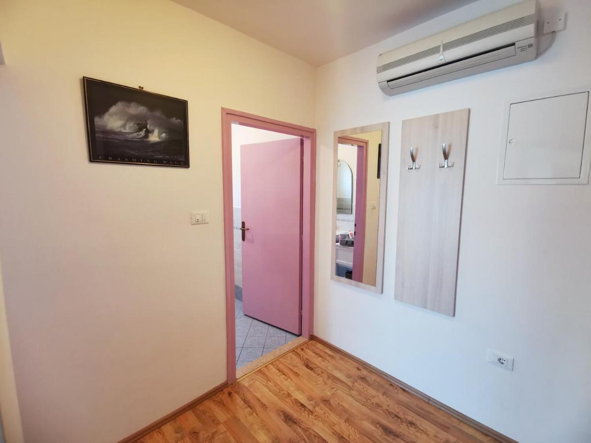 נזרין Apartments Sokolic מראה חיצוני תמונה