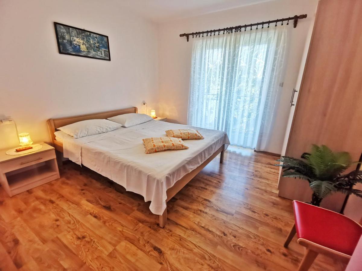 נזרין Apartments Sokolic מראה חיצוני תמונה