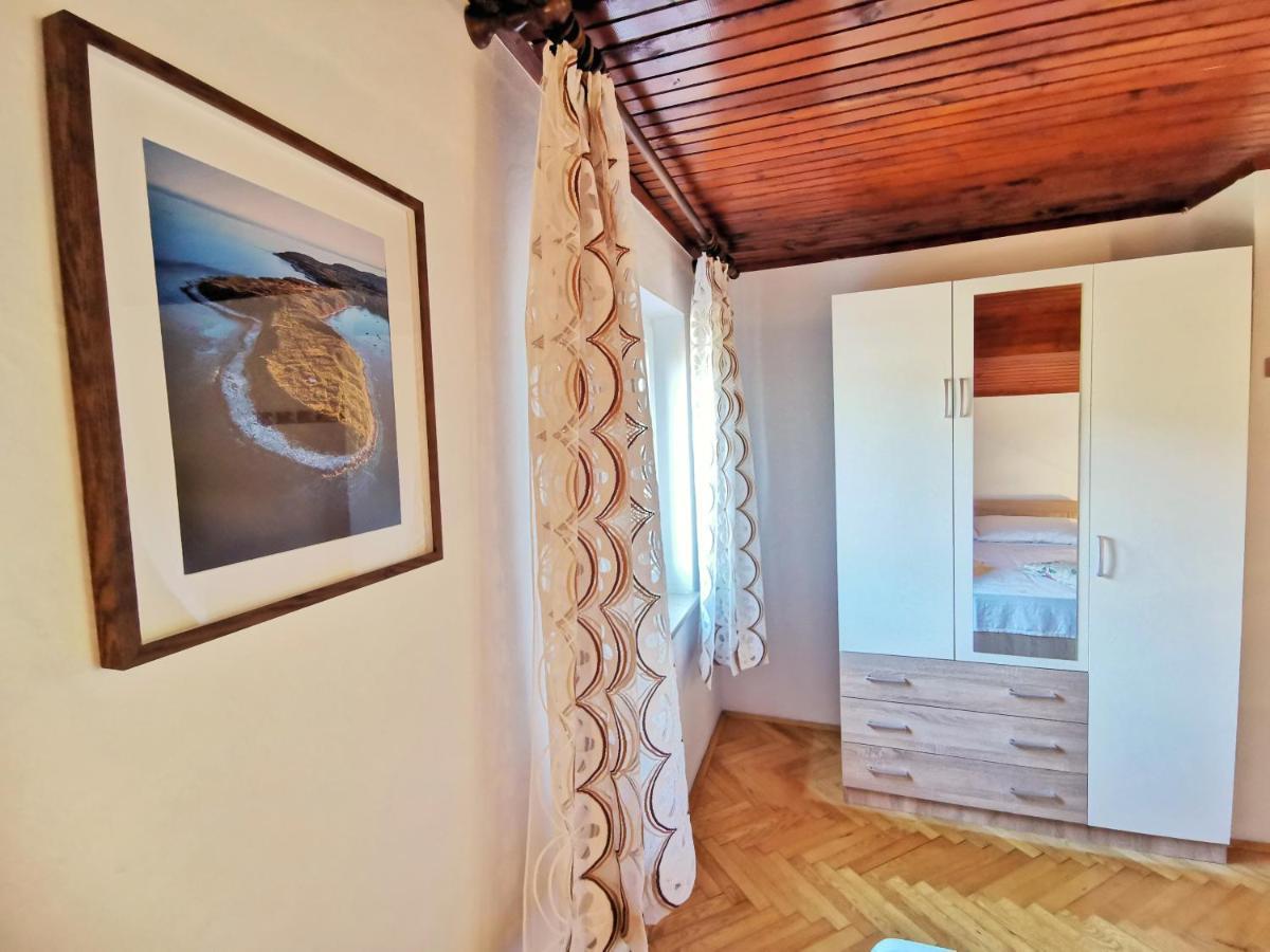 נזרין Apartments Sokolic מראה חיצוני תמונה